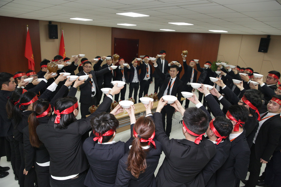 八年磨砺，剑指17——科恩电器2017年誓师大会隆重举行