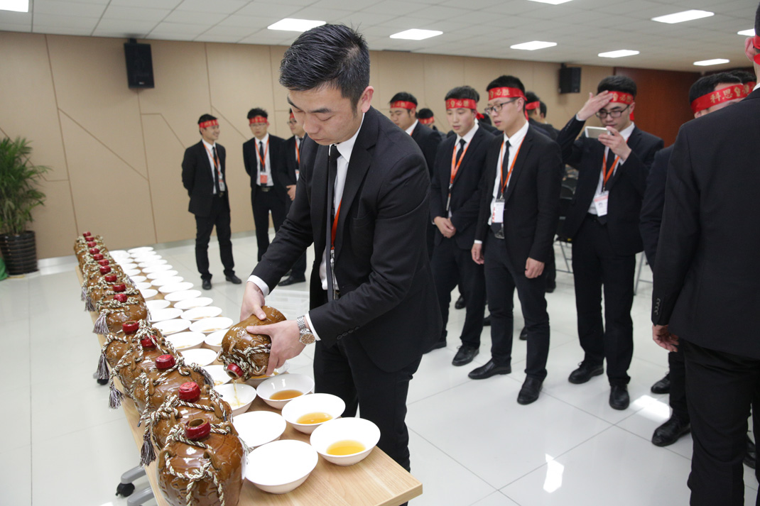 八年磨砺，剑指17——科恩电器2017年誓师大会隆重举行